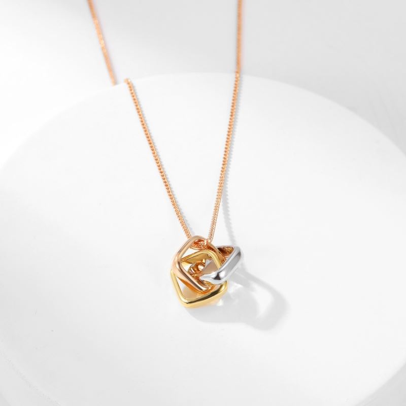 Ca*t1er necklaces